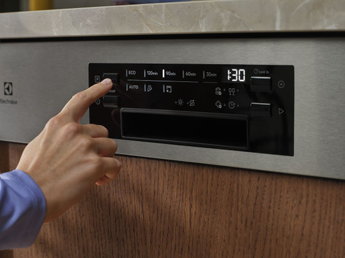 ELECTROLUX - LAVASTOVIGLIE INCASSO 60 CM - INT. PARZIALE 14 COPERTI CLASSE B 44 dBA E62IB201SX MADE IN EUROPE - 2260003587