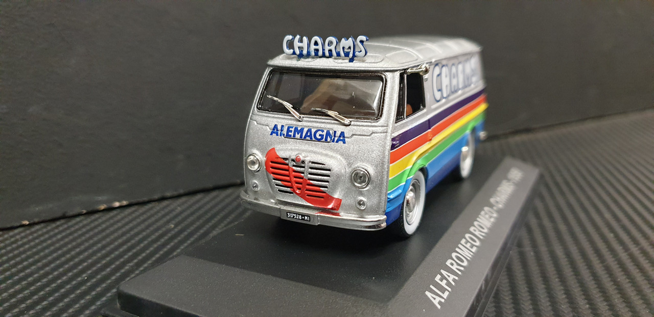 OPO 10 – Autocarro In Miniatura Scala 1/43 – Alfa Romeo Charms 1959 – Modello Da Collezione C02