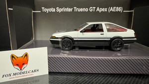 TOYOTA SPRINTER TRUENO GT APEX AE86 WHITE BLACK