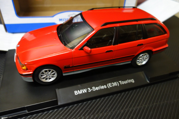 BMW 3 series  E36 Touring Red