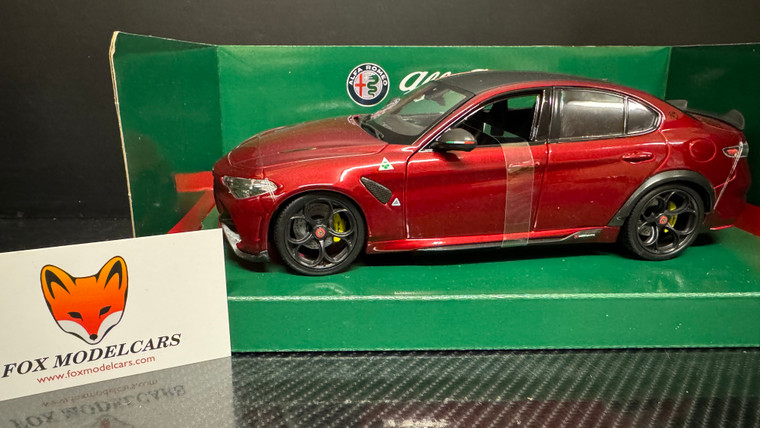 Alfa Romeo  Giulia GTAM  Pista 2020 Dark Red