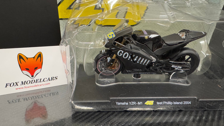 YZR-M1 TEAM  GOULOISES  N 46 WORLD CHAMPION TEST PHILLIP ISLAND MOTOGP 2004 VALENTINO ROSSI
