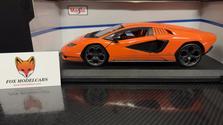 LAMBORGHINI COUNTACH LPI 800-4 2021