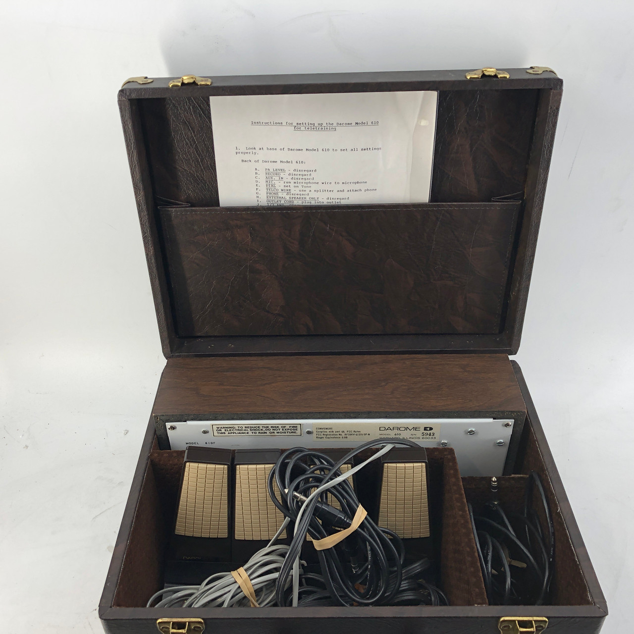 DAROME 610F VINTAGE PA RADIO SYSTEM WITH 4 MICROPHONES AND CASE