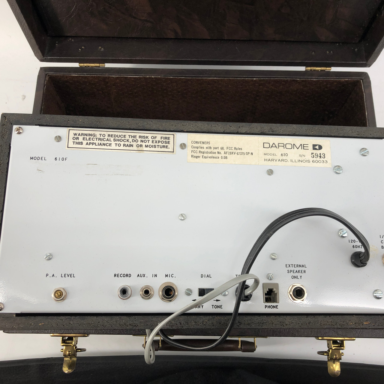 DAROME 610F VINTAGE PA RADIO SYSTEM WITH 4 MICROPHONES AND CASE