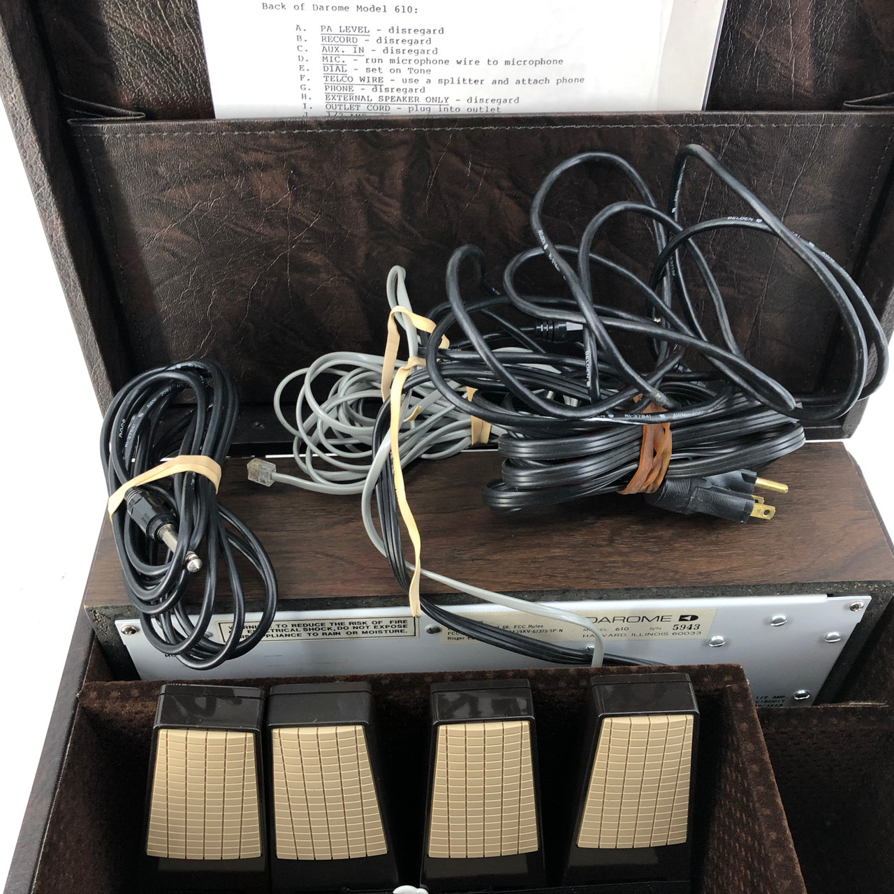 DAROME 610F VINTAGE PA RADIO SYSTEM WITH 4 MICROPHONES AND CASE