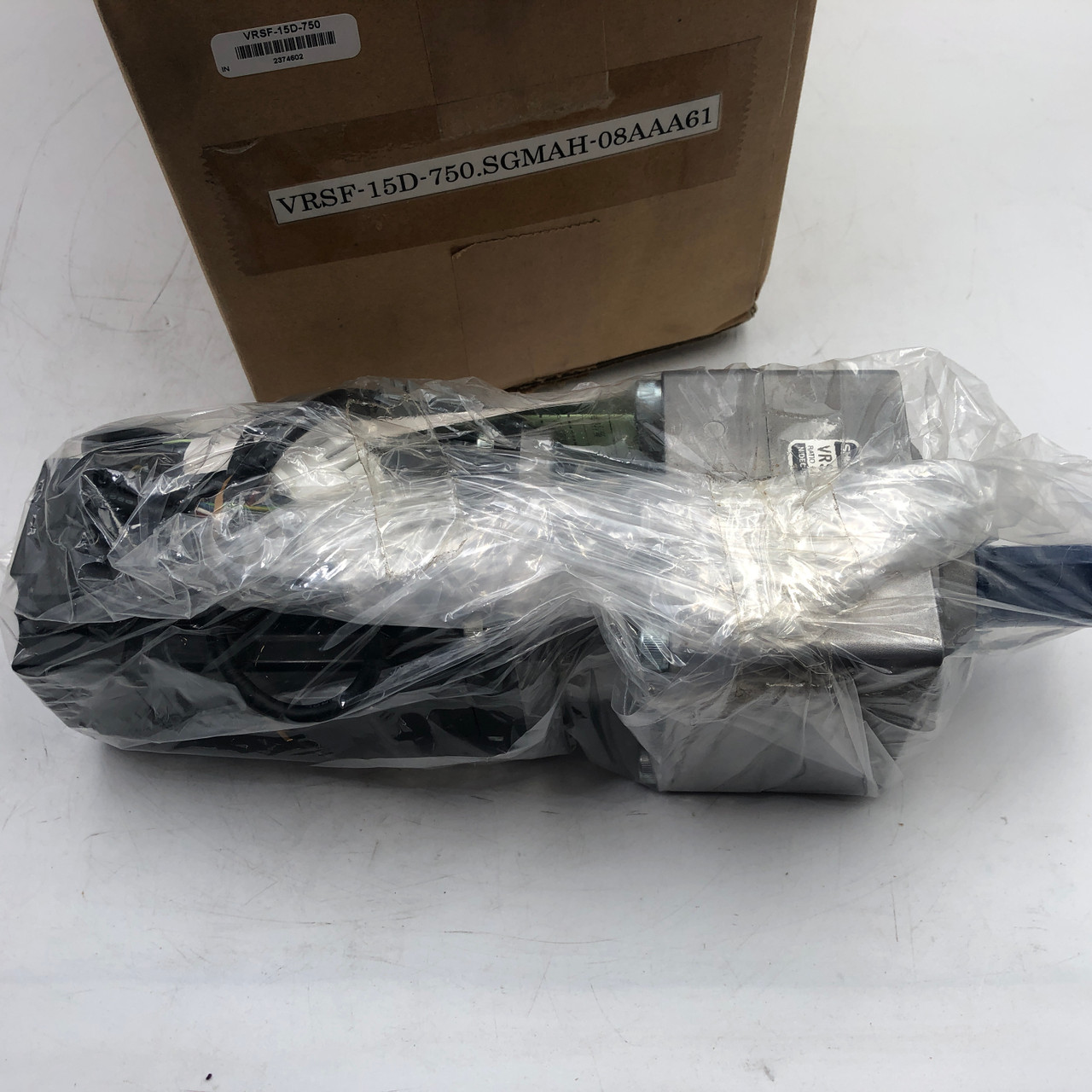 YASKAWA SGMAH-08AAA61D AC SERVO MOTOR W/ SHIMPO VRSF-15D-750 DECELERATOR NEW