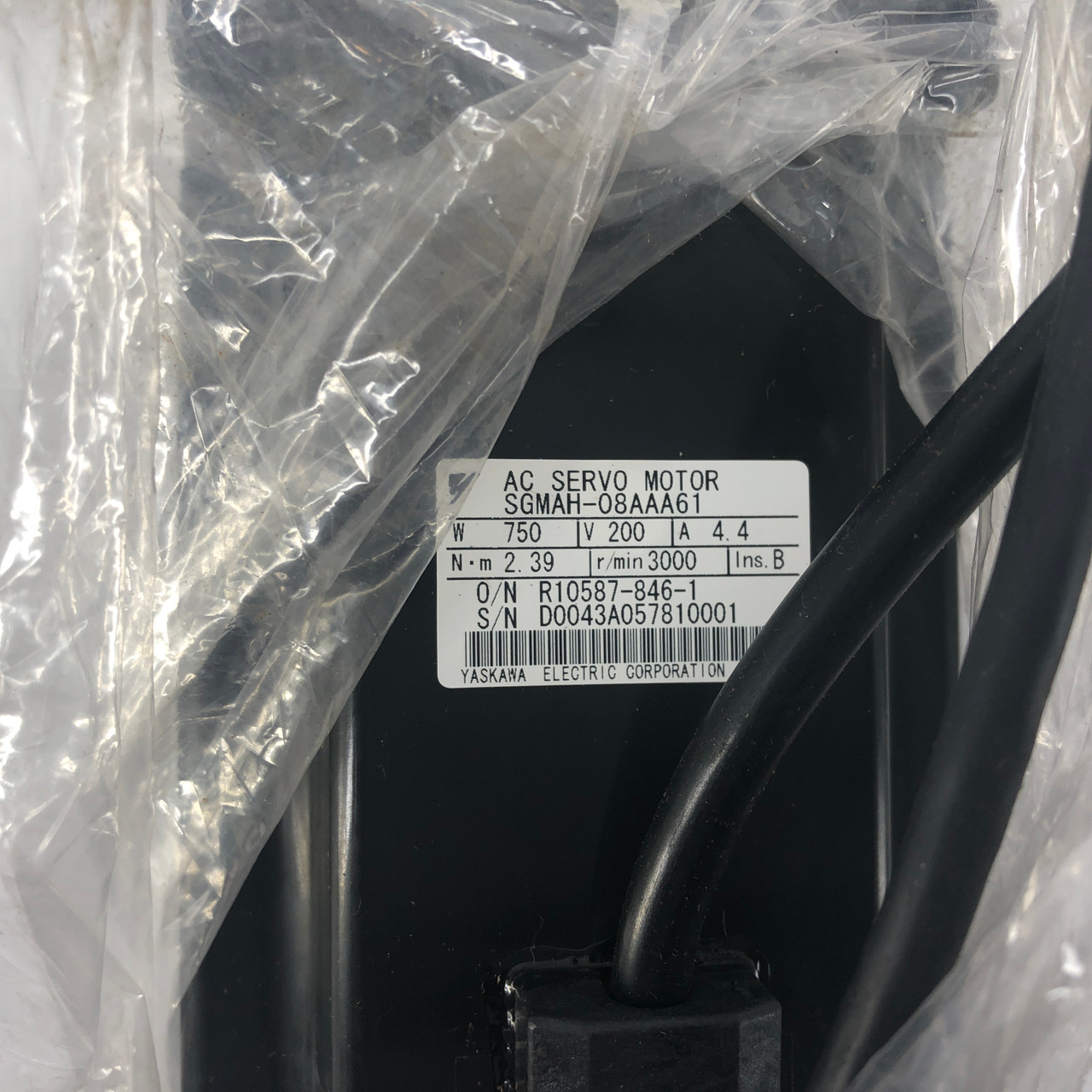 YASKAWA SGMAH-08AAA61 (AC SERVO MOTOR) NEW