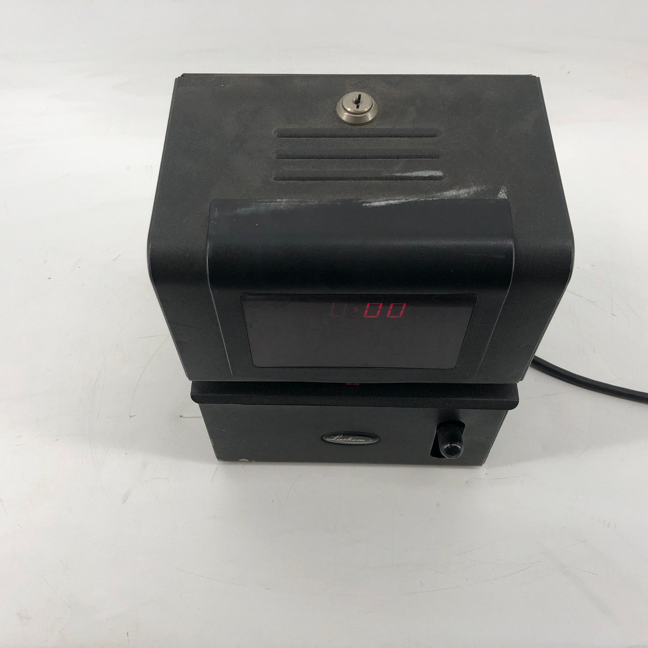 LATHEM DD 2126 (DIGITAL TIME PUNCH CLOCK RECORDER) NO KEY READ DESCRIPTION