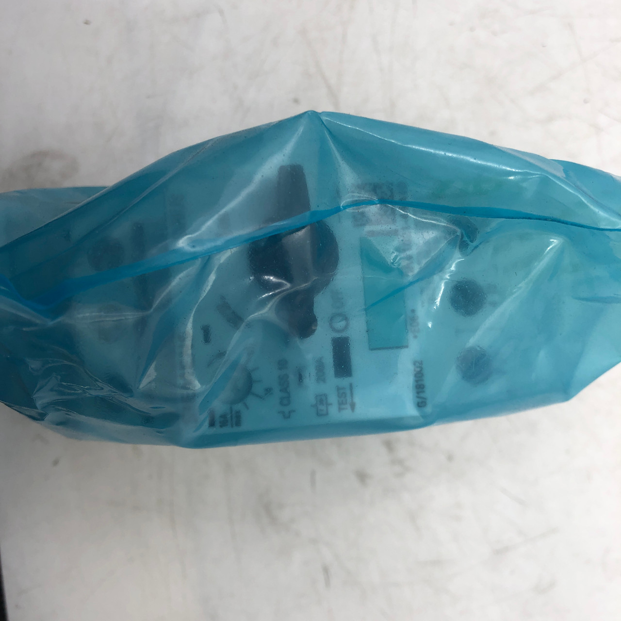 SIEMENS 3RV1021-4AA10 11-16A RAIL MOUNT MANUAL STARTER CIRCUIT BREAKER - NEW