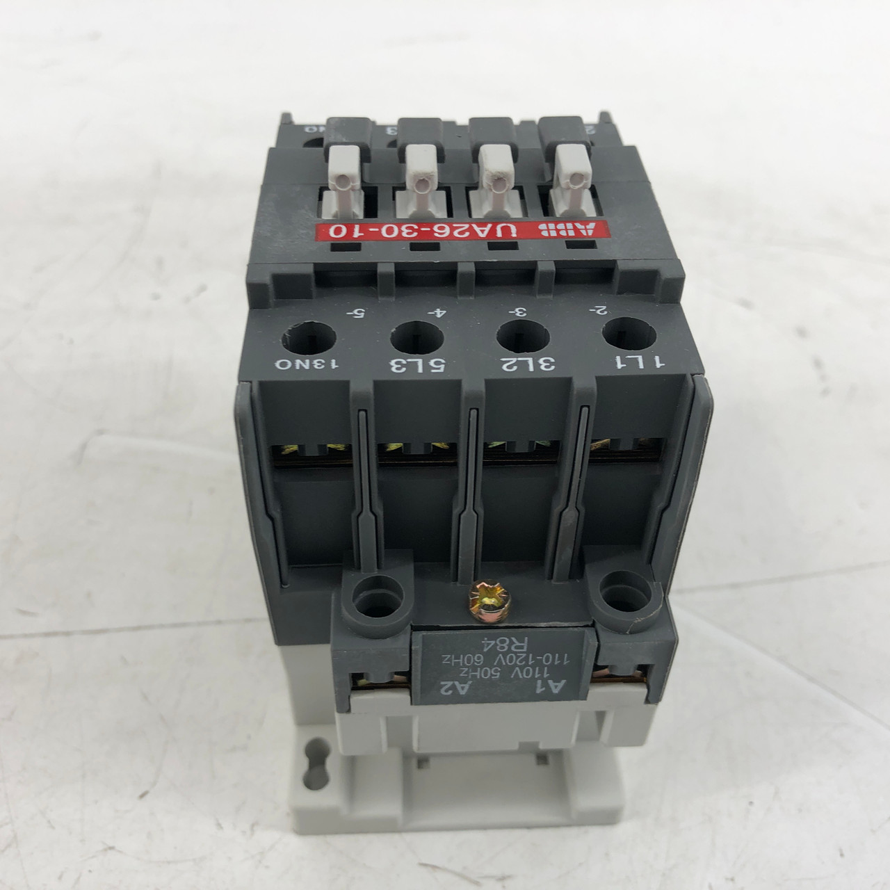ABB UA26-30-10-84 Contactor 3-Pole 26A 220-240V AC NEW