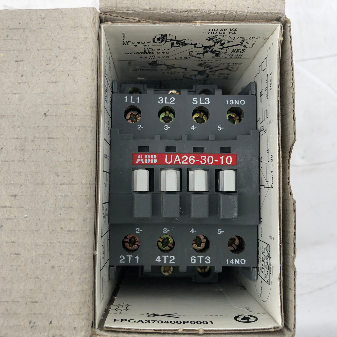 ABB UA26-30-10-84 Contactor 3-Pole 26A 220-240V AC NEW