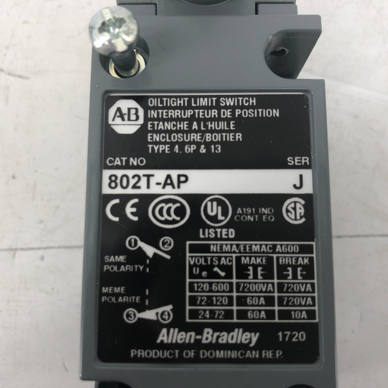 ALLEN-BRADLEY 802T-AP SERIES J OILTIGHT LIMIT SWITCH TYPE 4.13 - NEW