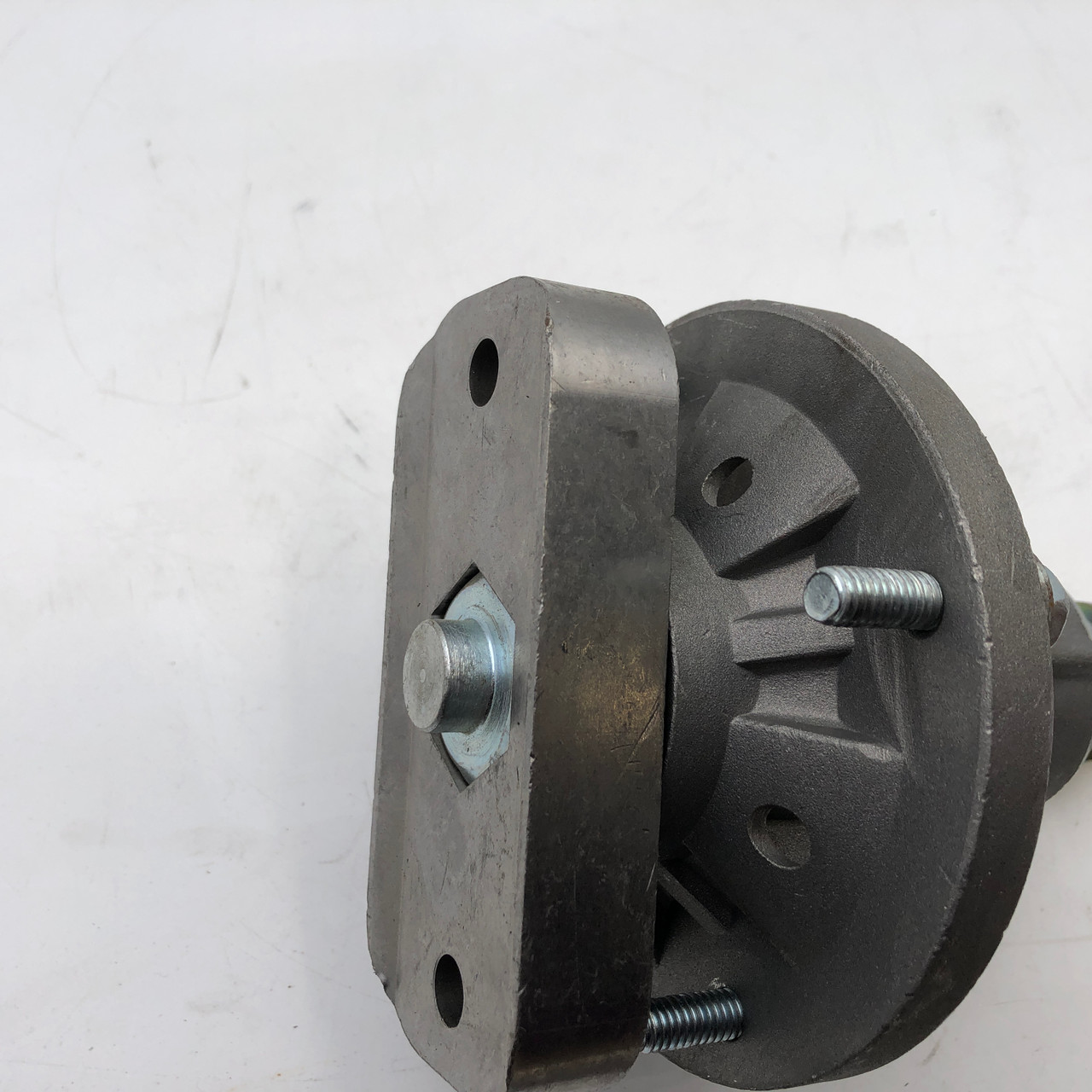 Raisman GY200509 Spindle Assembly for John Deere Riding Mower New QTY 2