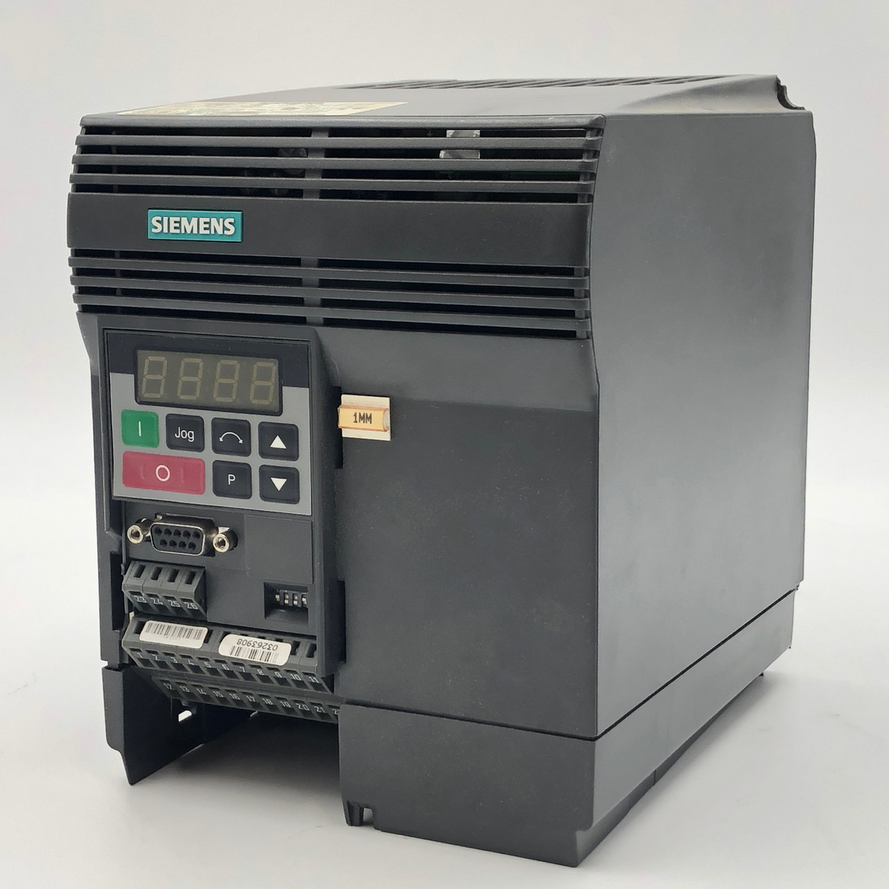 SIEMENS 6SE3217-3DB40 MIRCROMASTER VECTOR DRIVE UNTESTED AS IS