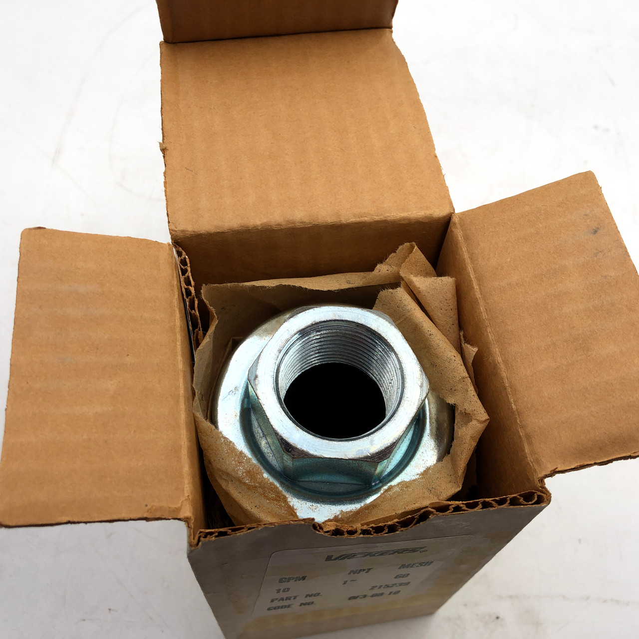 VICKERS 215239 Hydraulic Filter Element 1" NPT NEW Qty 2