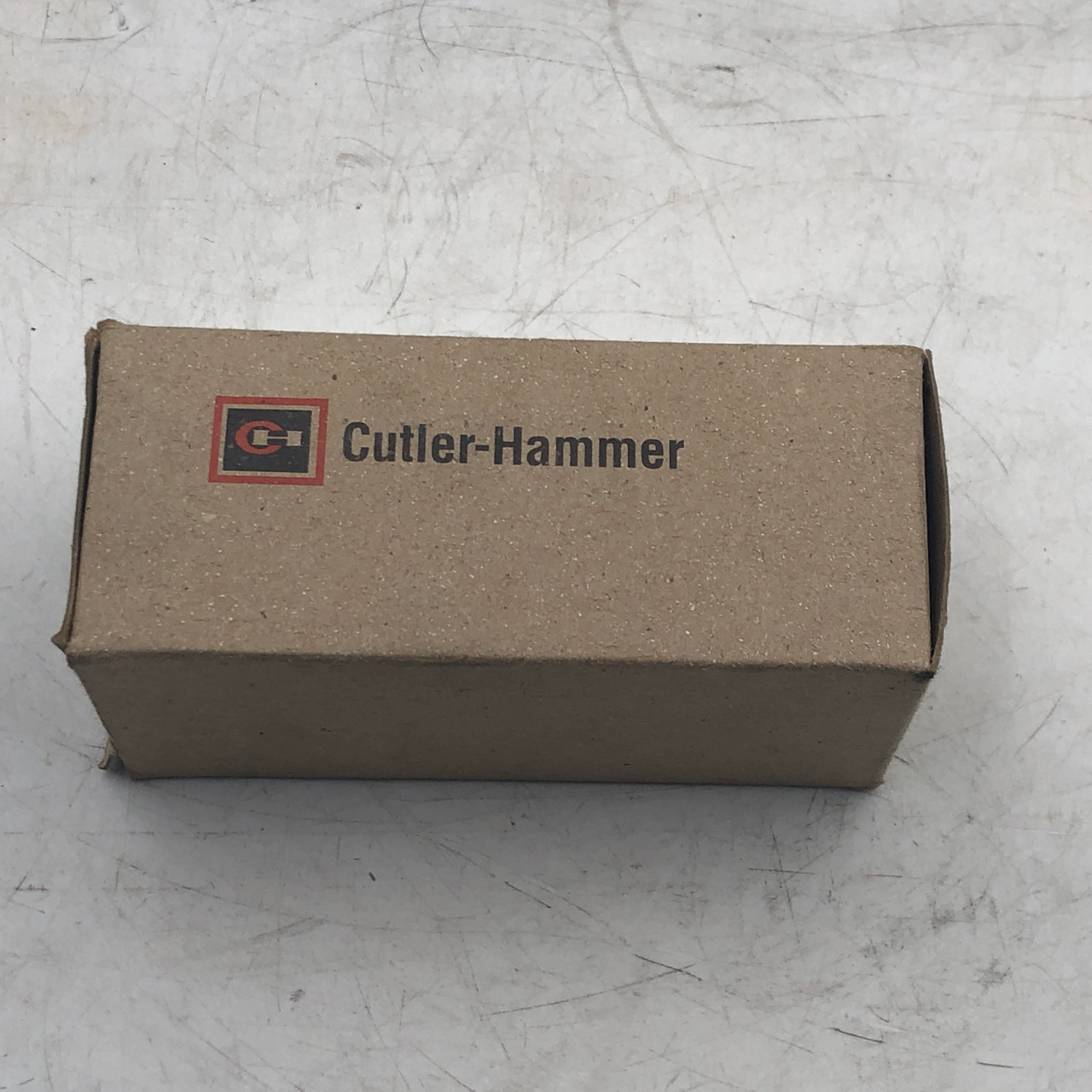 CUTLER HAMMER 10250ED1324 24/28V PUSH PULL RED EMERGENCY STOP SWITCH - NEW