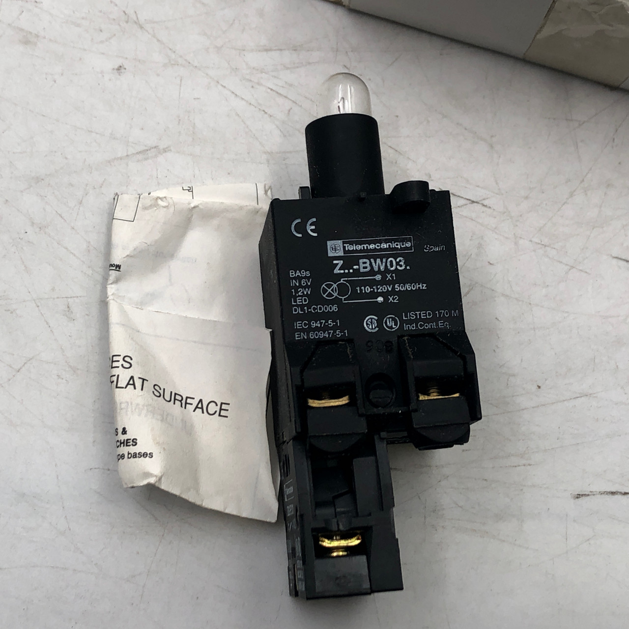 TELEMECANIQUE ZA2-BW031 22MM PILOT LIGHT PUSHBUTTON BODY - NEW