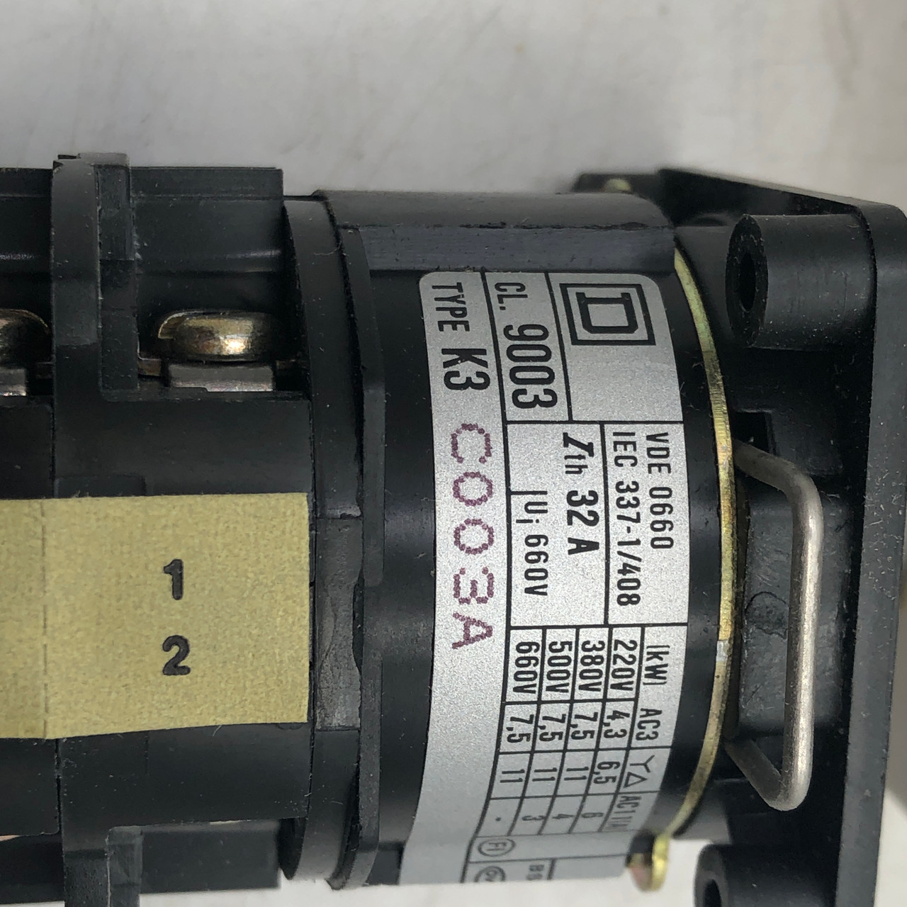 SQUARE D 9003-K3C003A 32A 7.5kW 660V CONTACT BLOCK ON/OFF SWITCH - NEW