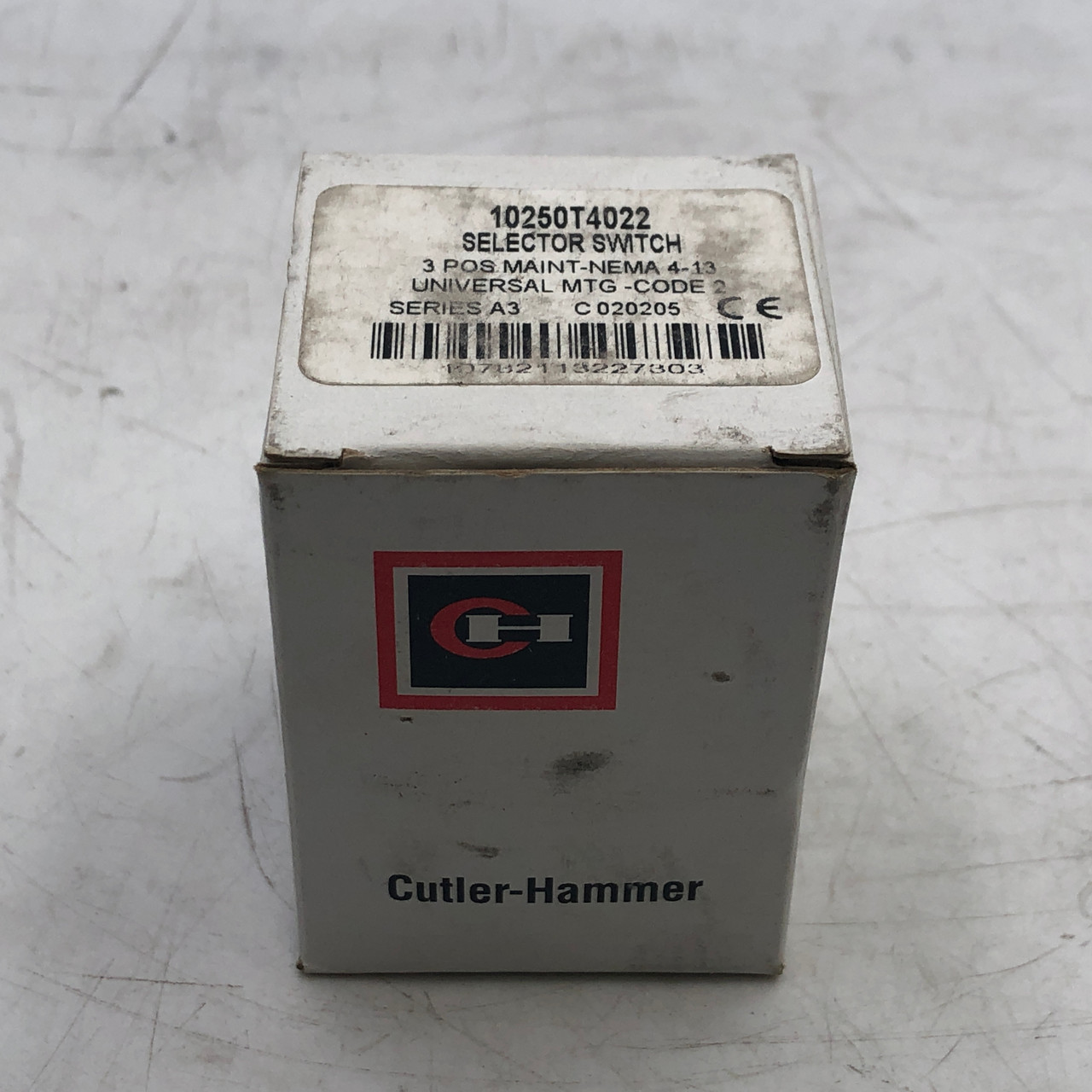 CUTLER HAMMER 10250T4022 SERIES A3 3 POS MAINTAINED SELECTOR SWITCH - NEW