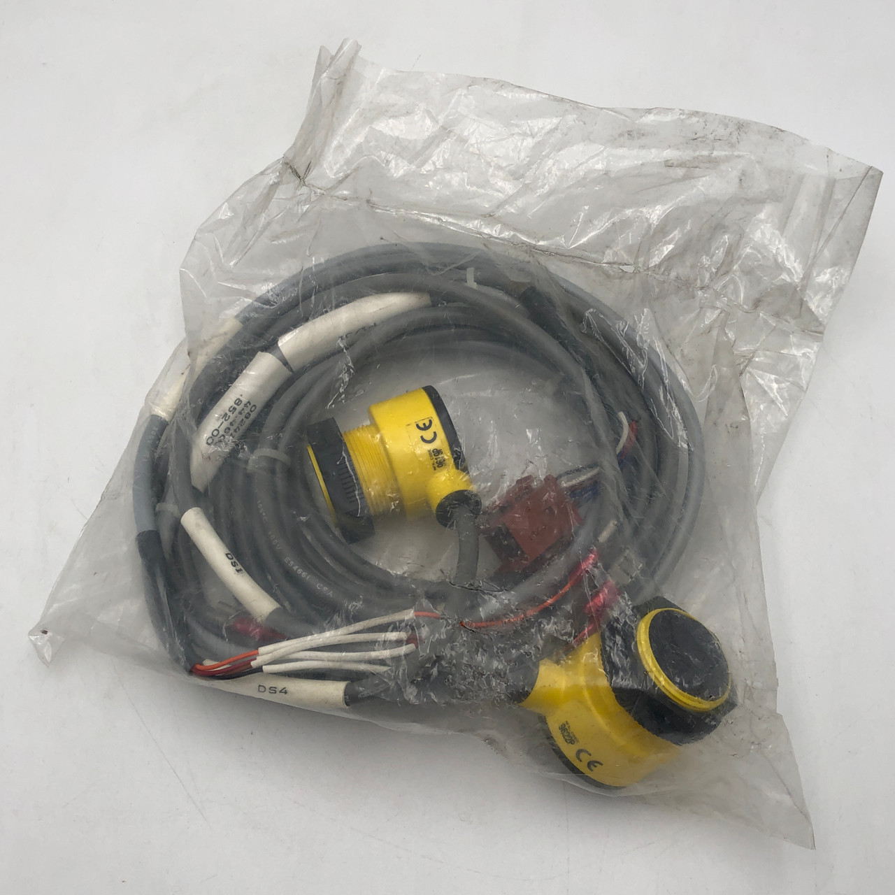 BANNER T30SN6R & T306E OPPOSED PHOTOELECTRIC SENSORS - NEW