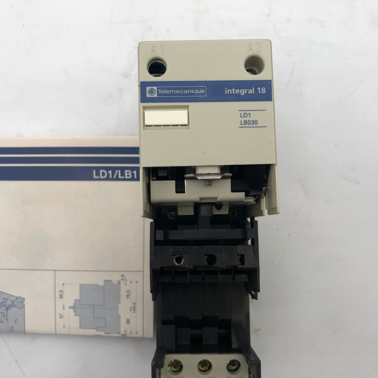 TELEMECANIQUE LD1LB030BC 21/24VAC 50/60Hz 18A CONTACTOR BREAKER  045731 - NEW