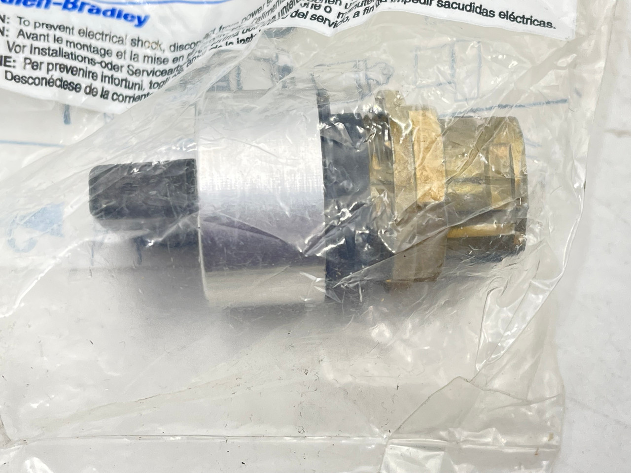 Allen Bradley 800EM-SB32C1 Selector Switch Series A - NEW
