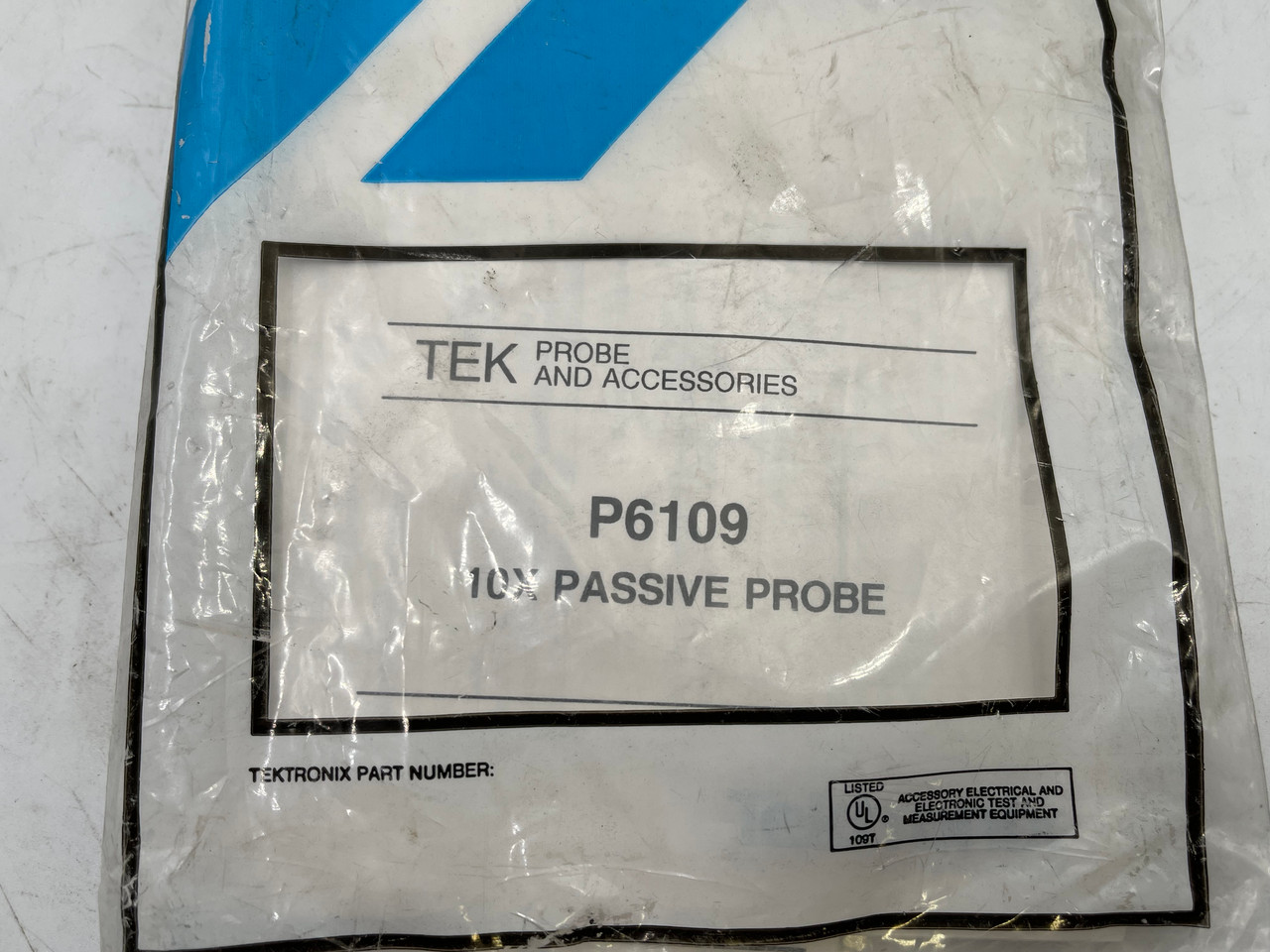 TEKTRONIX P6109 10X PASSIVE PROBE AND ACCESSORIES - NEW