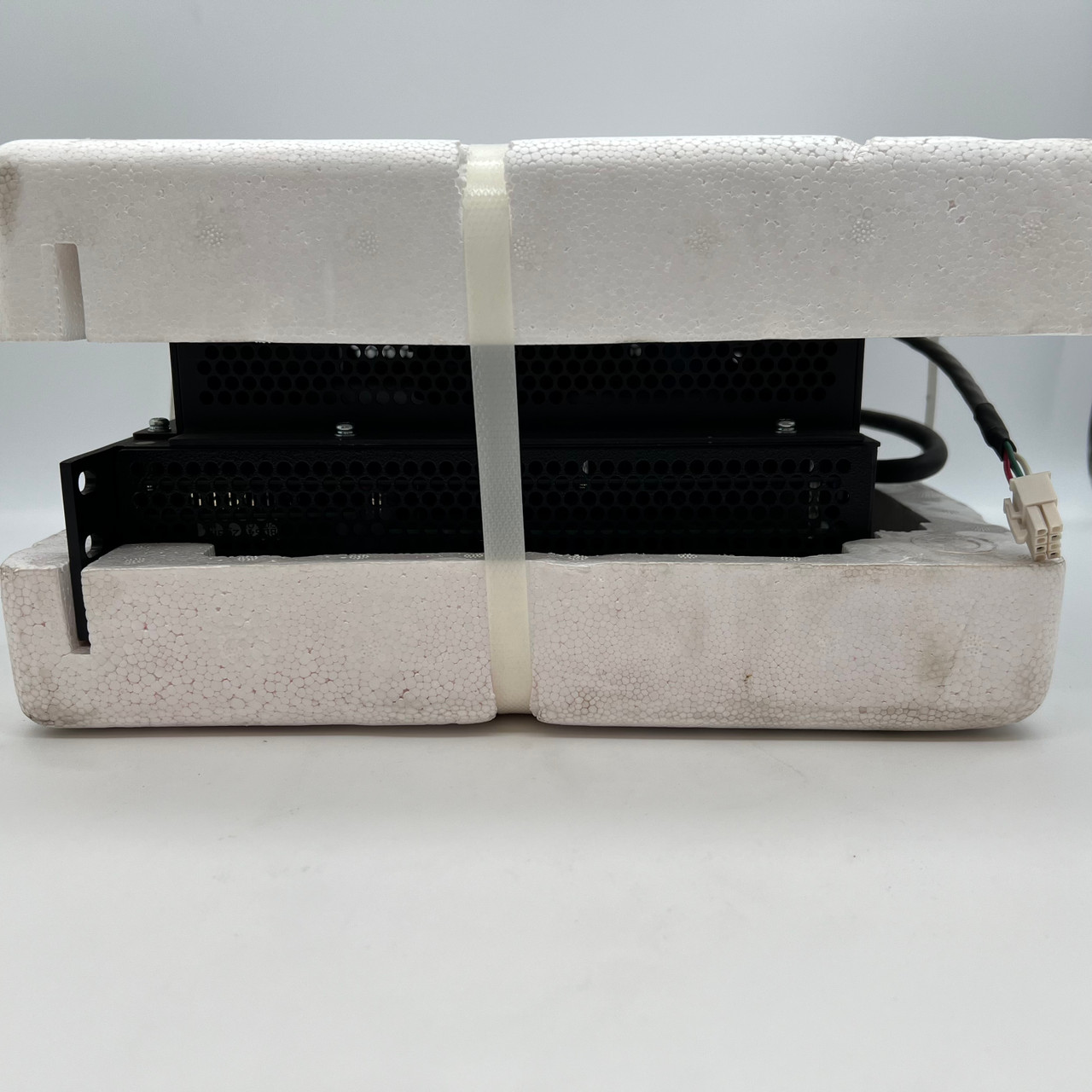 KOLLMORGEN BDS4P-203H-9205204A7 3PH 3A 220VAC SERVO DRIVE AMPLIFIER  NEW