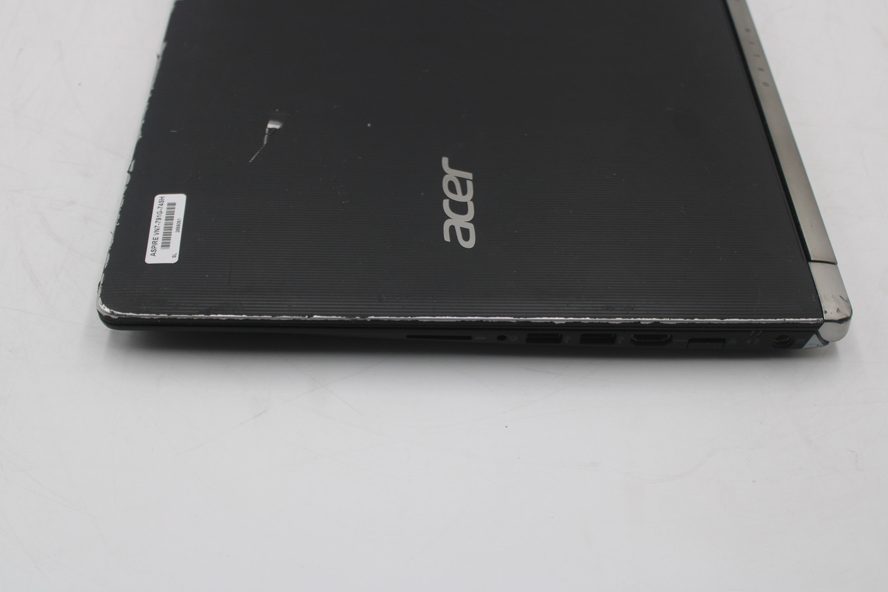 Acer Aspire V17 Nitro (17.3",INTEL i7-4720HQ,2.6Ghz,8GB RAM,1TB HDD) W10