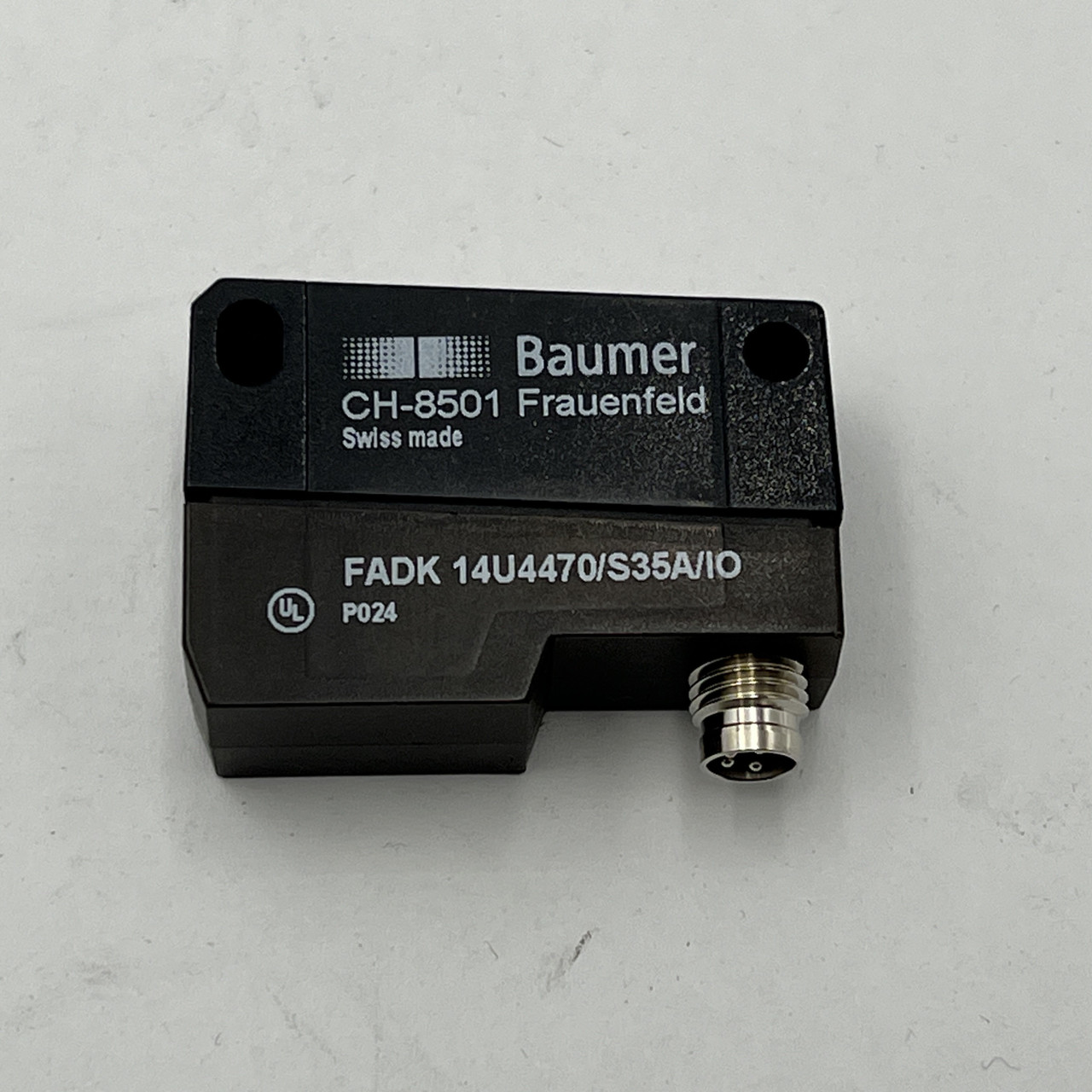 BAUMER FADK 14U4470/S35A/IO (Photoelectric Distance Sensor) NEW