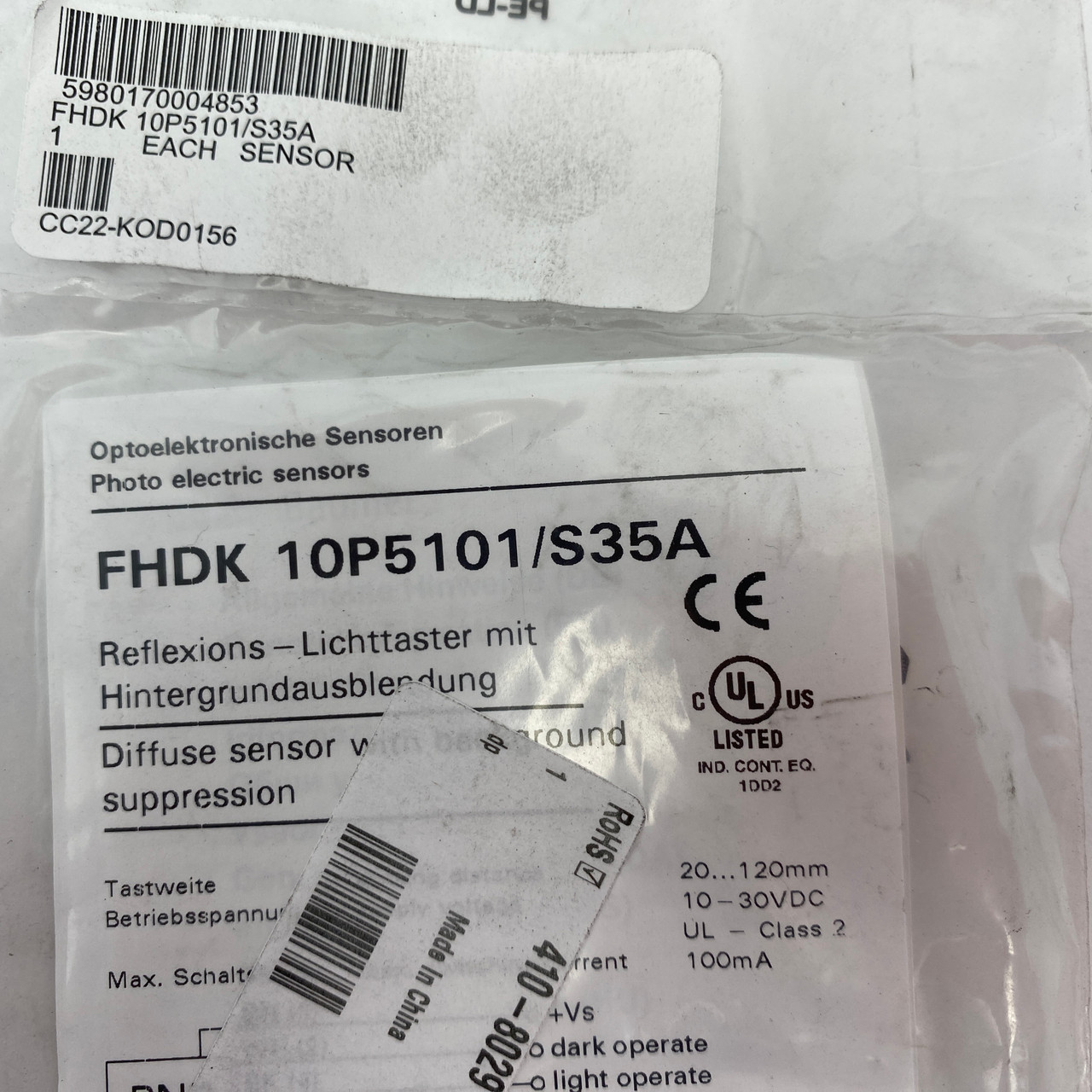 Baumer FHDK 10P5101/S35A  Diffuse Photoelectric Proximity Sensor PNP NEW