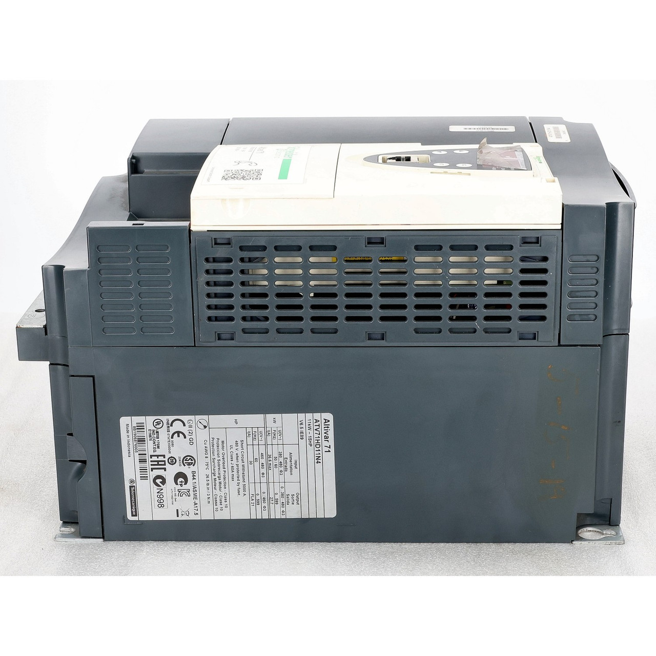 Schneider Electric ATV71HD11N4 VFD Drive 15HP 11kW 480V 3PH Drive Altivar 71