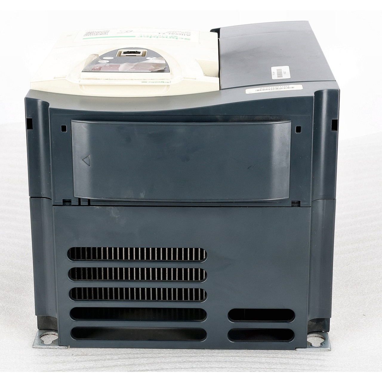 Schneider Electric ATV71HD11N4 VFD Drive 15HP 11kW 480V 3PH Drive Altivar 71