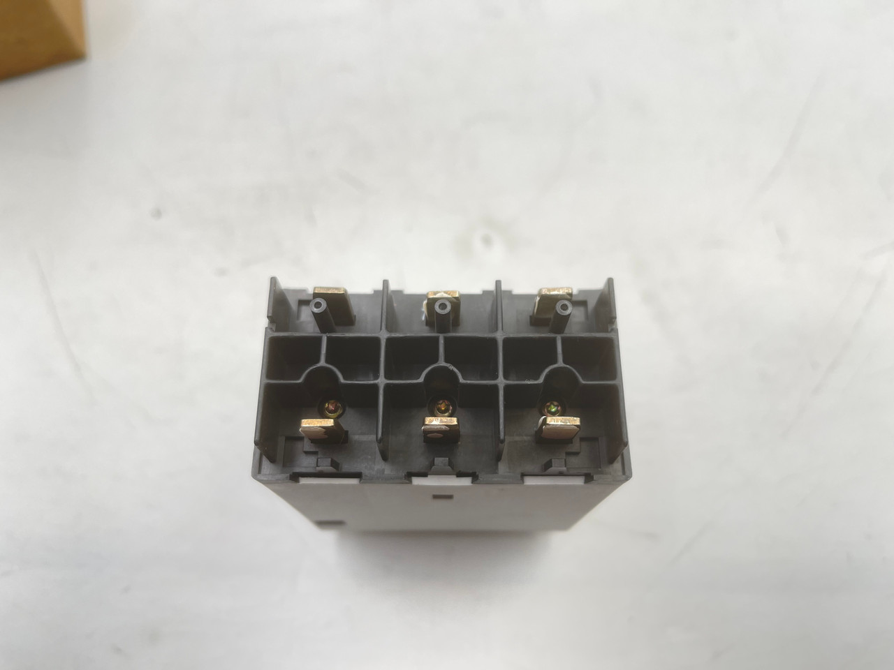 Allen Bradley 190-P160 IEC Contactor 3-Pole 10-16A 200-350A Trip 600V NEW