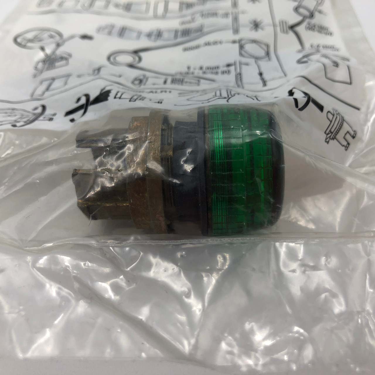Allen Bradley 800EM-PL3 Green 3-Position Pilot Light NEW