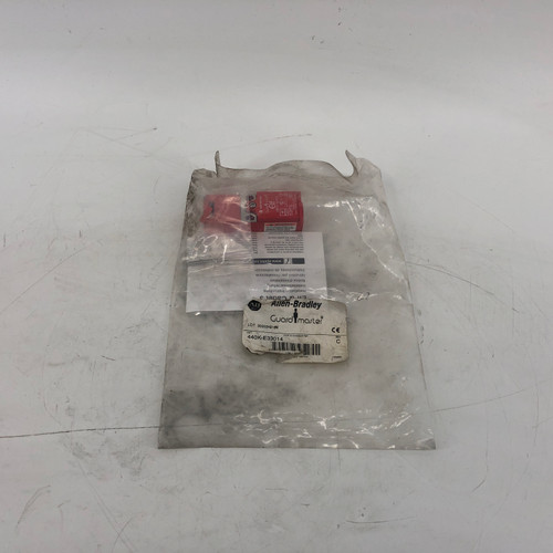 ALLEN BRADLEY 440K-E33014 ELF-3 SAFETY SWITCH TONGUE INTERLOCK NEW