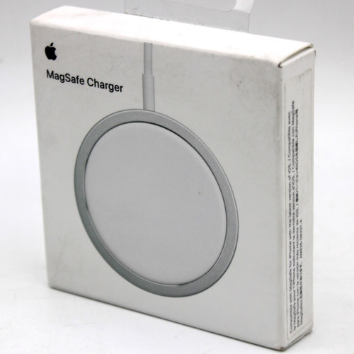 NEW - APPLE MAGSAFE WIRELESS CHARGER