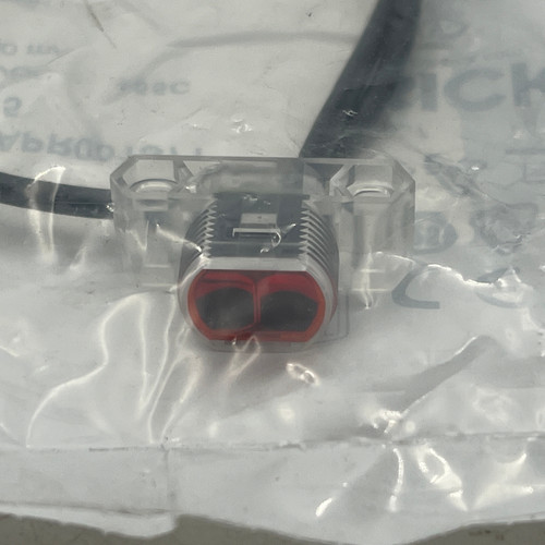 SICK ZTB18-APR001S71 PNP Photoelectric Photo Eye Switch Sensor  - NEW