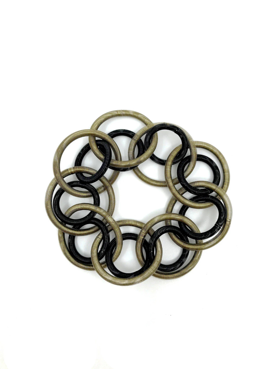 Bronze/Black Loop Bracelet Garden Cottage