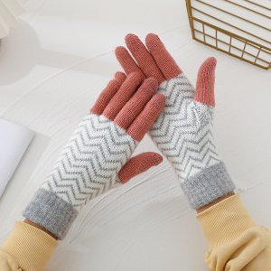 Chevron Colorblock Touchscreen Gloves, Pink/White