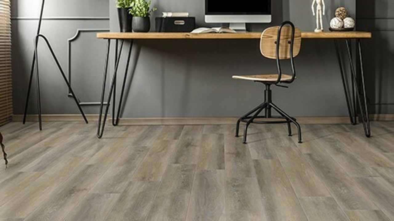 I Want to Get a Rug for My LVT Flooring, Are There Any I Need to Avoid? -  Metroflor