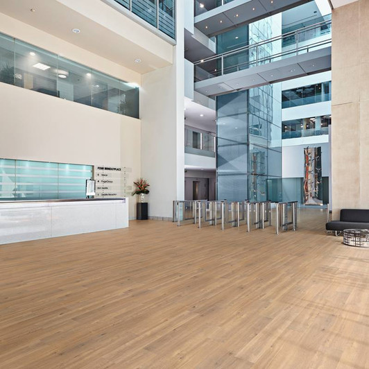 Kardean Korlok Reserve LVP room Scene