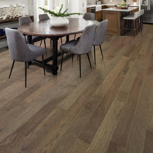 Shaw High Plains 5" SW711 Engineered Hardwood Plank Room Scene