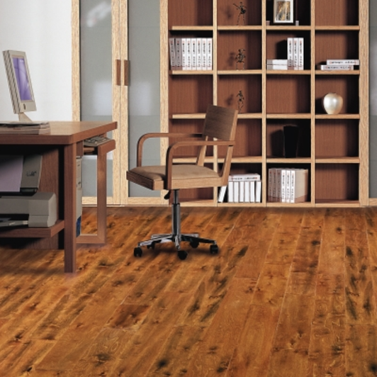 Chesapeake Flooring Waycross 4 3/4" CHEWAOA185 Solid Hardwood Plank Room Scene