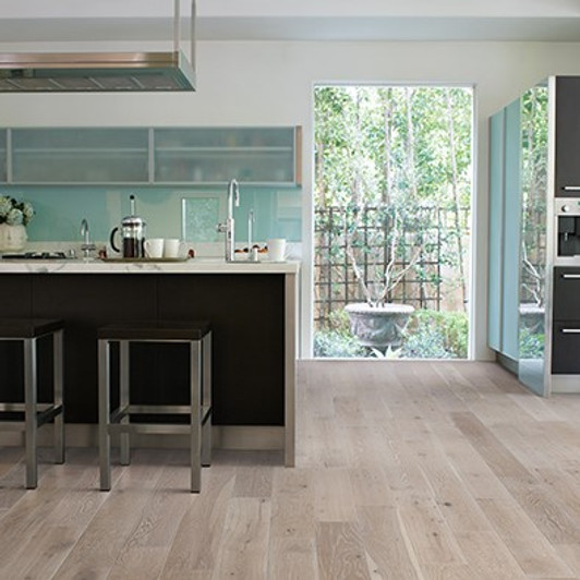 Palmetto Road Monet Collection MO Engineered Hardwood Plank Room Scene