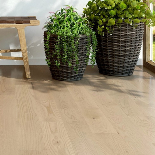 Mercier Red Oak 5" Engineered Hardwood Plank Room Scene