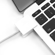 MagStay MS-02 Opened MacBook Air