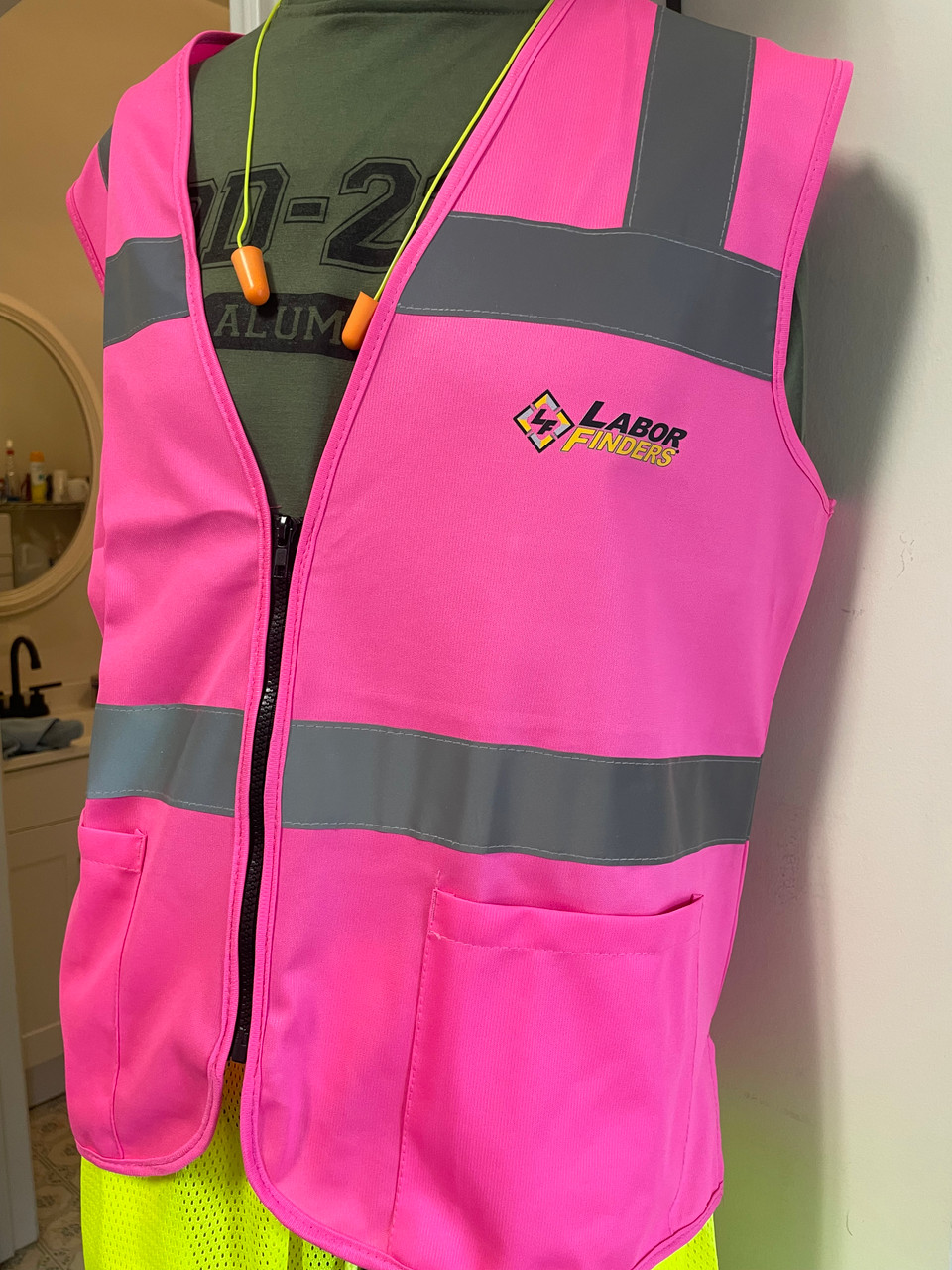 S721 FEMALE VEST NON ANSI PINK LF Logo 