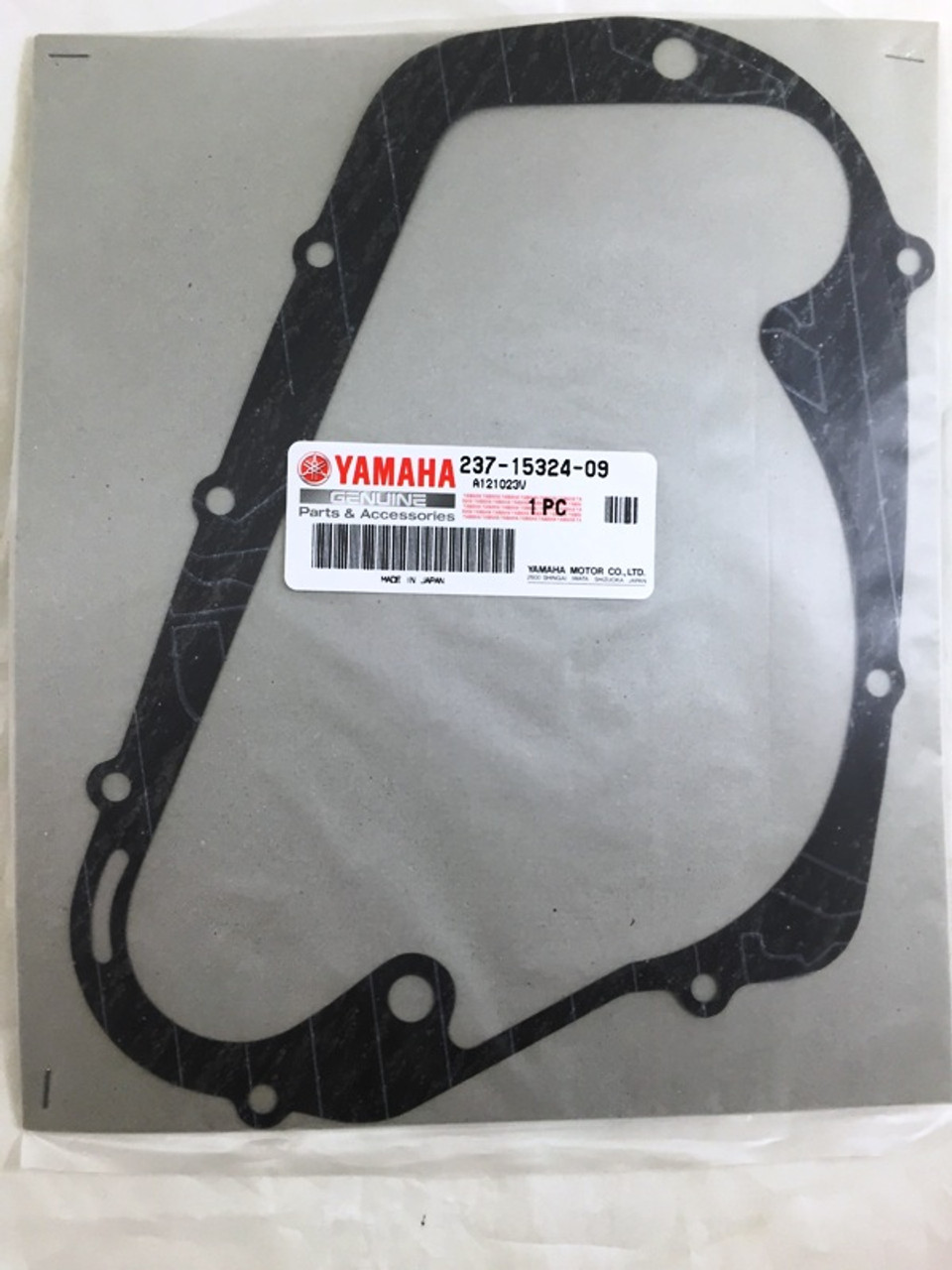 Yamaha RD200, CS3, CS5 Clutch Cover Gasket. 237-15324-09-00